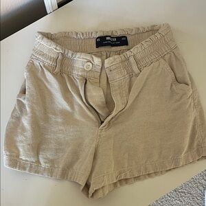 Hollister Light Beige High-Waist Linen Blend Shorts